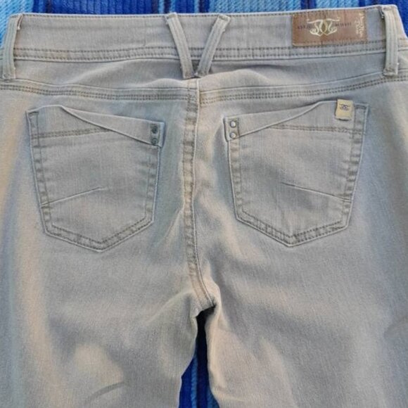 Divine Rights of Denim Skinny Ankle Jeans Size 26 - Picture 2 of 10